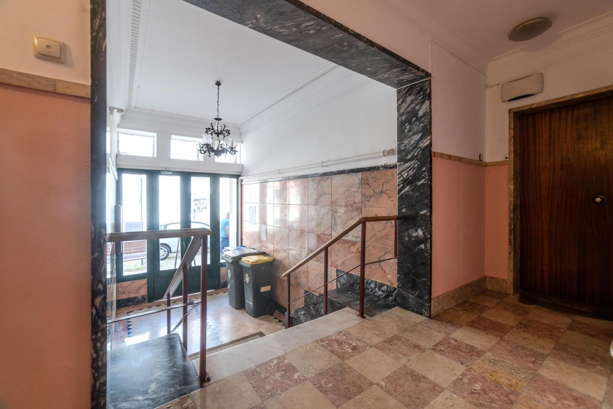 Terrace & Barbecue Apartment In Alameda Downtown Лиссабон Экстерьер фото